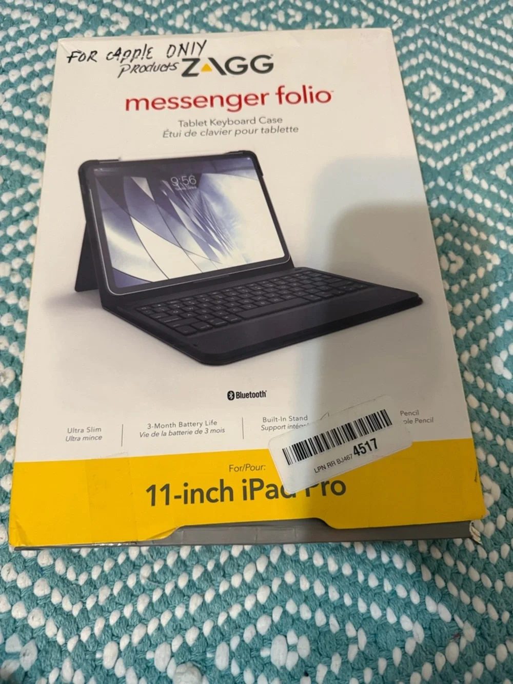ZAGG Messenger Folio Bluetooth Keyboard Case for 11-inch iPad Pro - Black